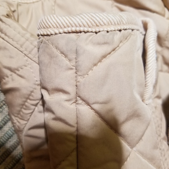 Girls Gap Quilted Jacket size 2 - Picture 5 of 7